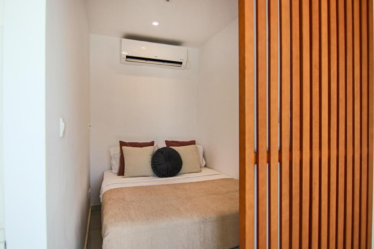 Phaedrus Living - Seaside Luxury Flat Harbour 103 Lejlighed Paphos Eksteriør billede